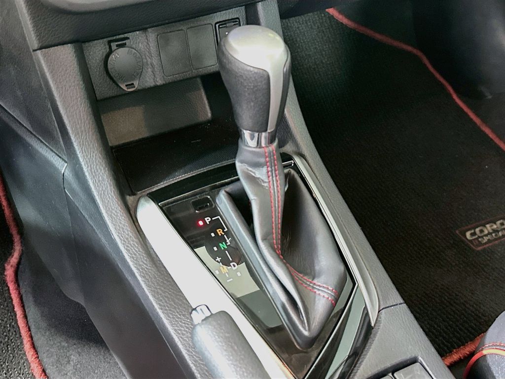 Thumbnail: 2016 Toyota Corolla - 17