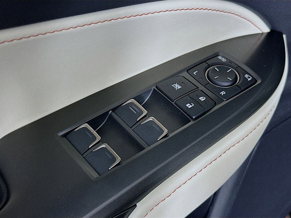 Thumbnail: 2024 Lexus ES - 27