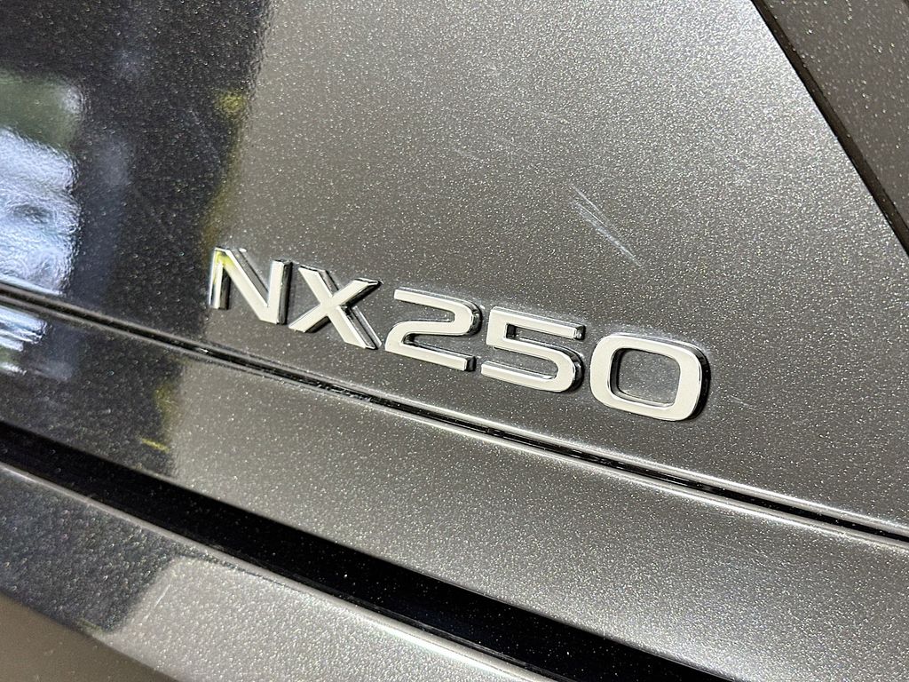 Thumbnail: 2024 Lexus ES - 7