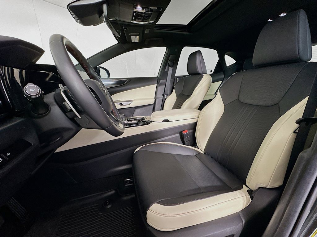 Thumbnail: 2024 Lexus ES - 11