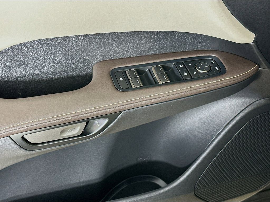Thumbnail: 2023 Lexus RX - 29