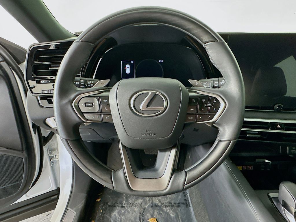 Thumbnail: 2024 Lexus RX - 15