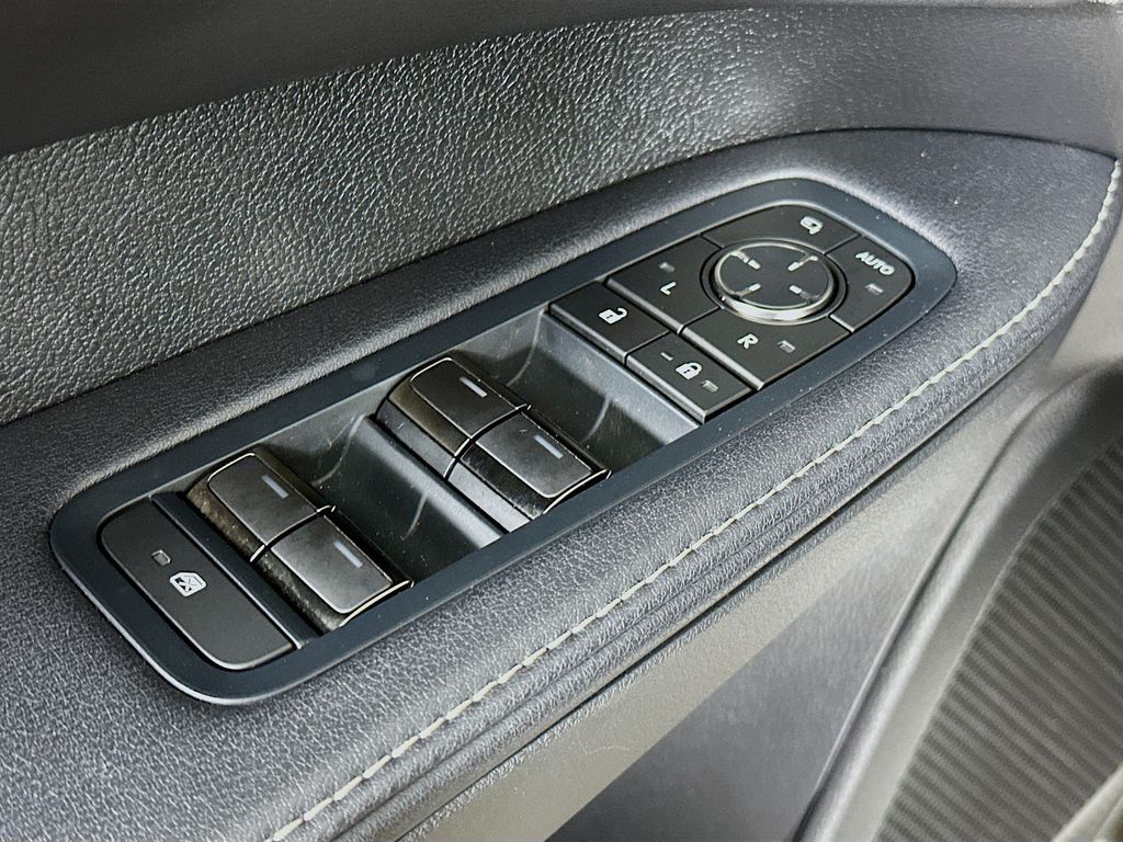 Thumbnail: 2024 Lexus RX - 28