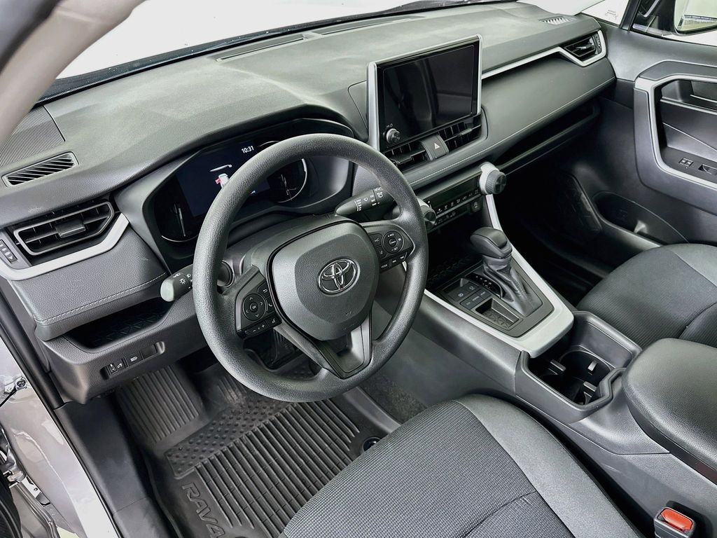 Thumbnail: 2025 Toyota RAV4 - 2