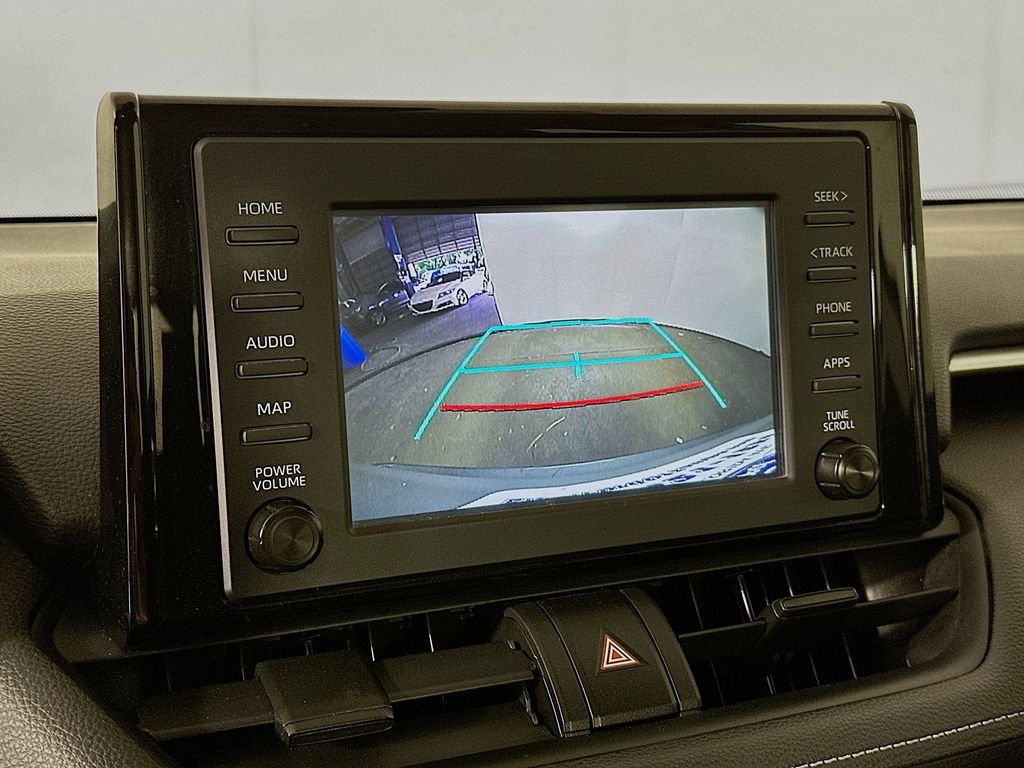 Thumbnail: 2019 Toyota RAV4 - 28