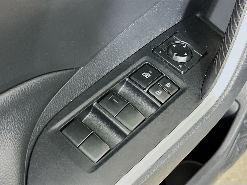 Thumbnail: 2019 Toyota RAV4 - 29