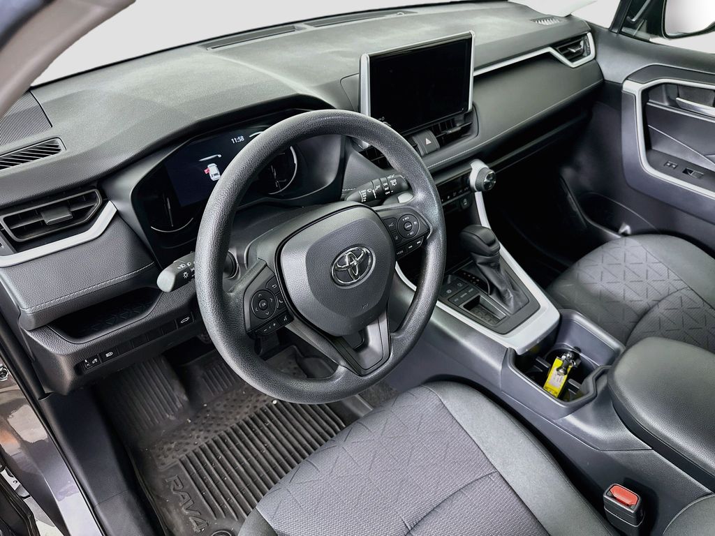 Thumbnail: 2025 Toyota RAV4 - 2