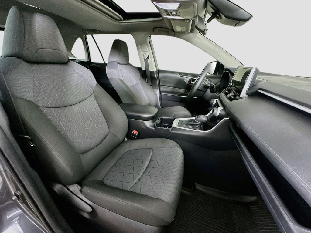 Thumbnail: 2025 Toyota RAV4 - 10