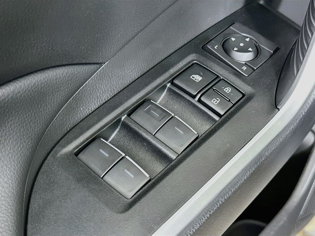 Thumbnail: 2025 Toyota RAV4 - 28