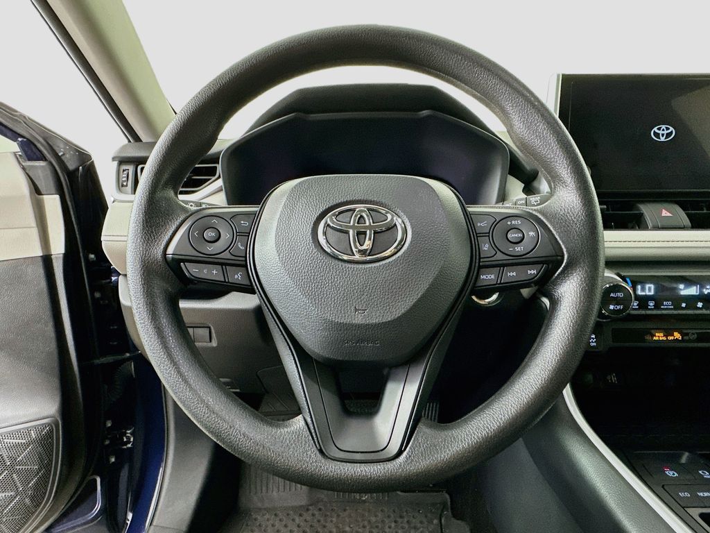Thumbnail: 2025 Toyota RAV4 - 14