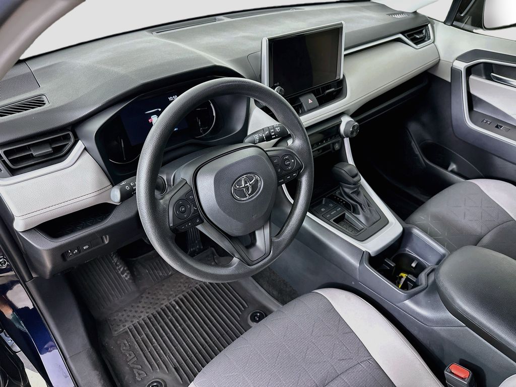 Thumbnail: 2025 Toyota RAV4 - 2