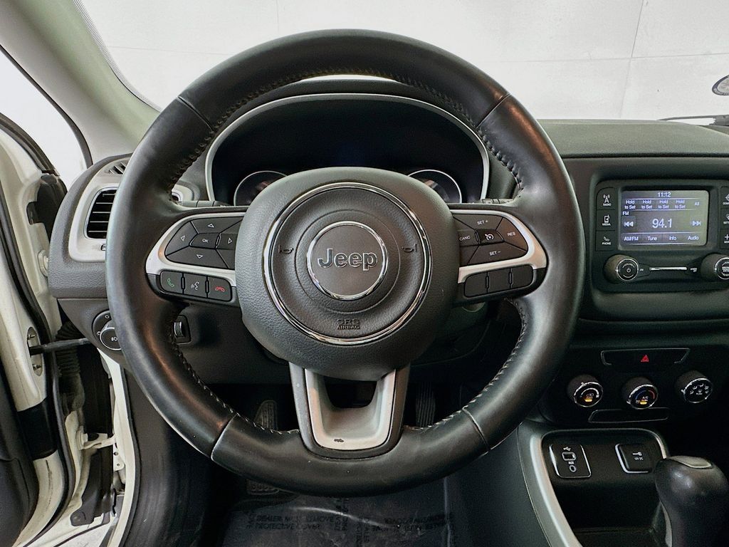 Thumbnail: 2018 Jeep Compass - 14