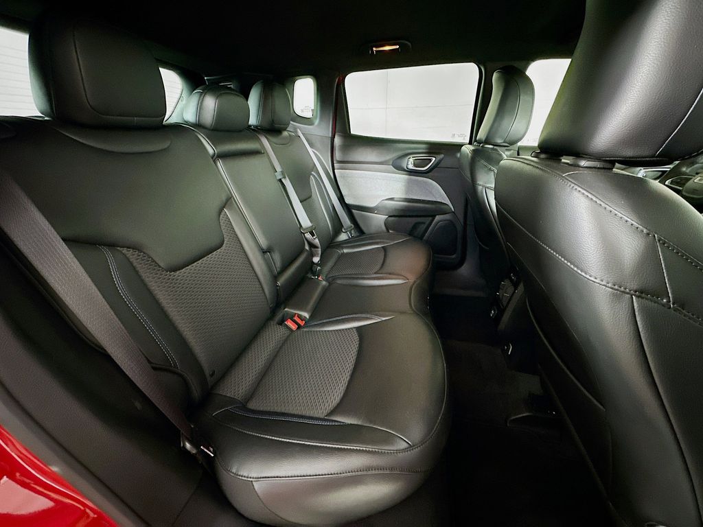 Thumbnail: 2023 Jeep Compass - 32
