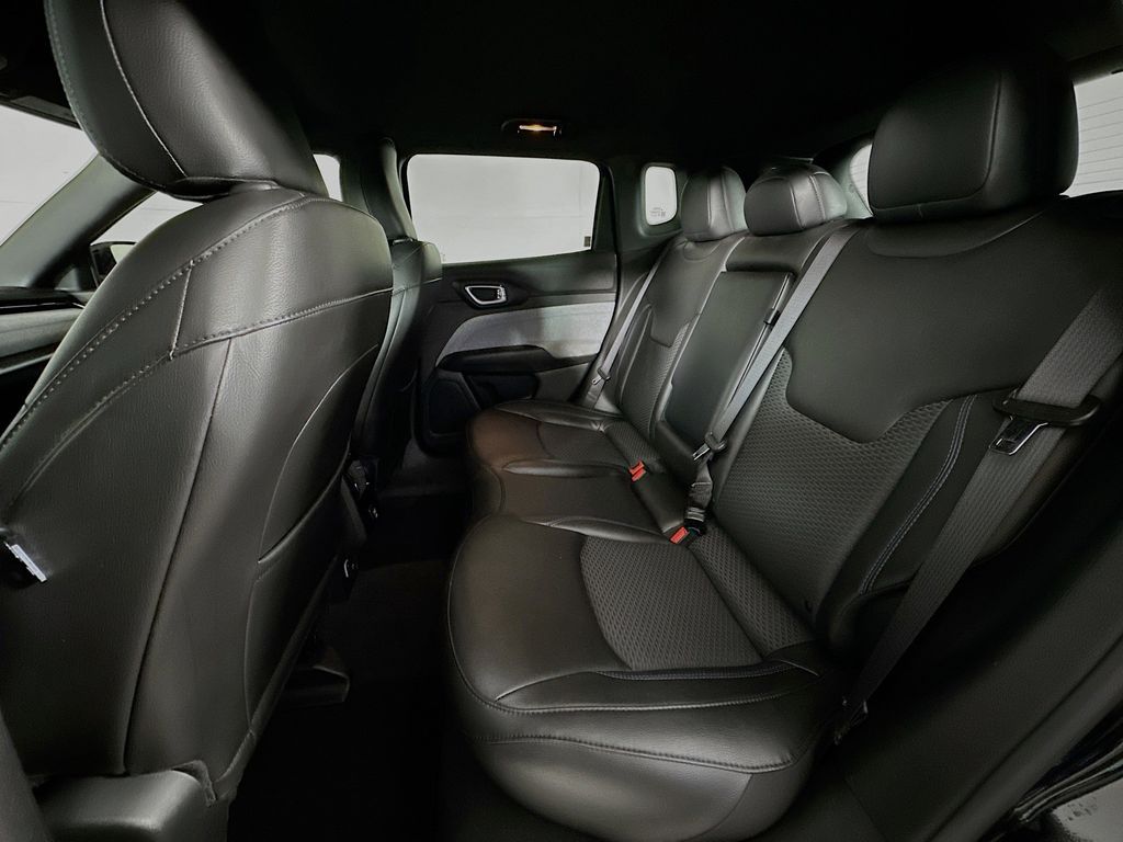 Thumbnail: 2023 Jeep Compass - 12