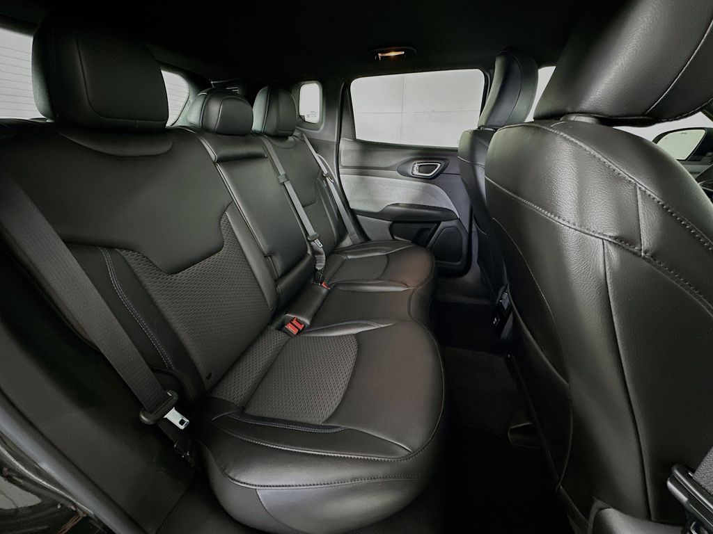 Thumbnail: 2023 Jeep Compass - 31