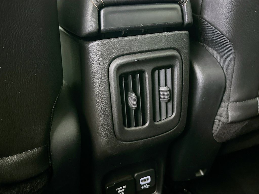 Thumbnail: 2021 Jeep Compass - 22