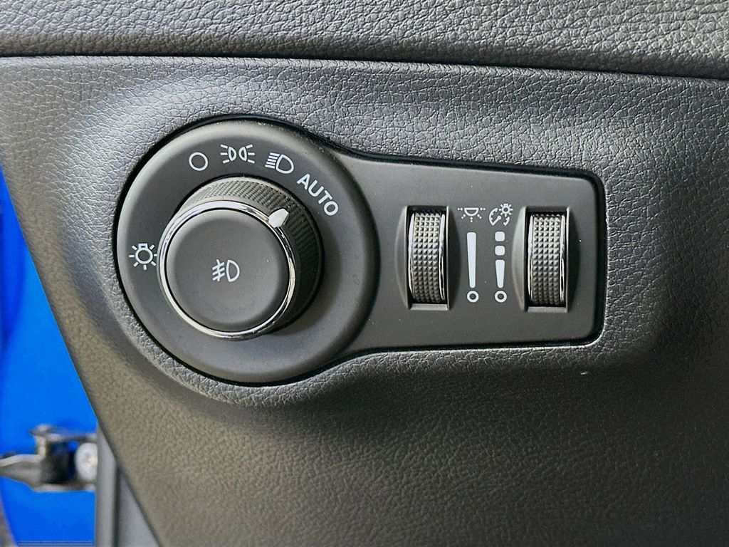 Thumbnail: 2021 Jeep Compass - 27