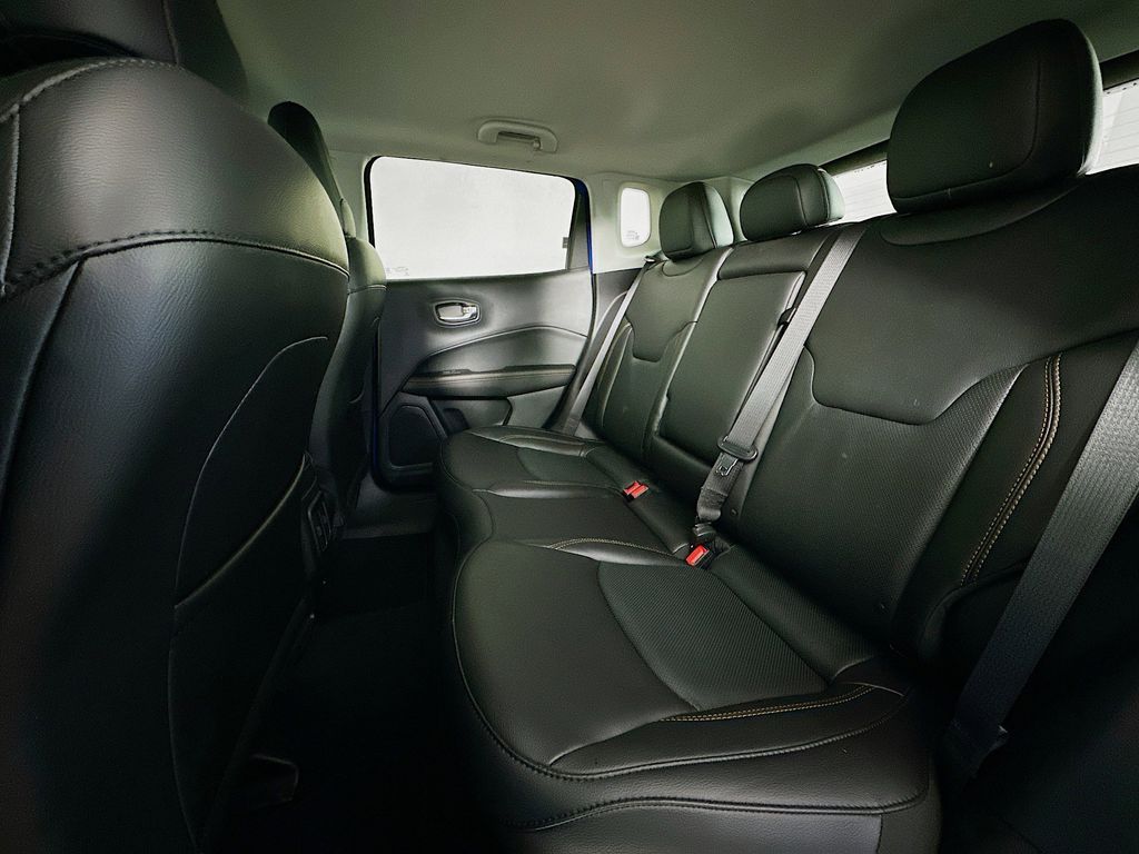 Thumbnail: 2021 Jeep Compass - 12