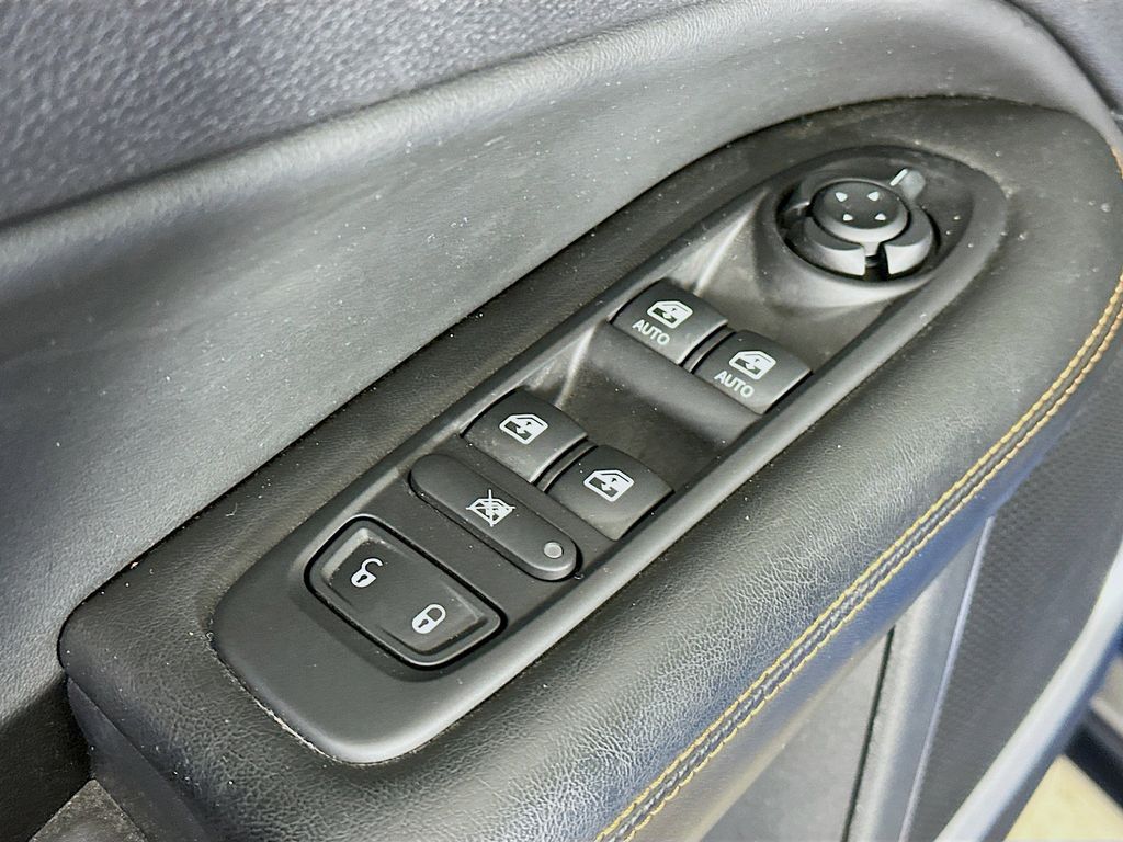 Thumbnail: 2021 Jeep Compass - 29