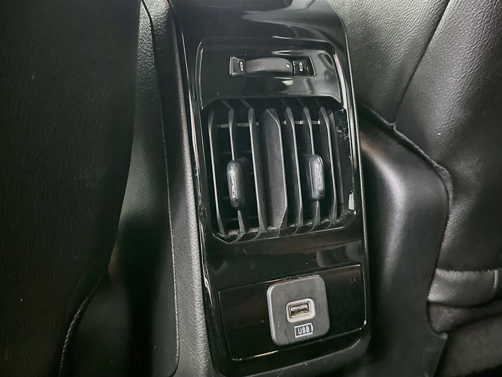 Thumbnail: 2024 Jeep Compass - 17