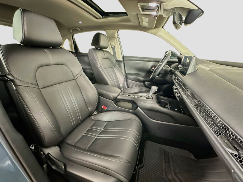 Thumbnail: 2026 Honda HR-V - 11