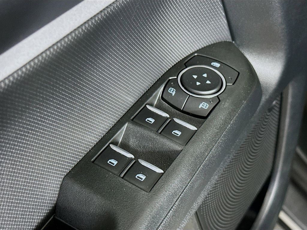 Thumbnail: 2022 Ford Bronco Sport - 29