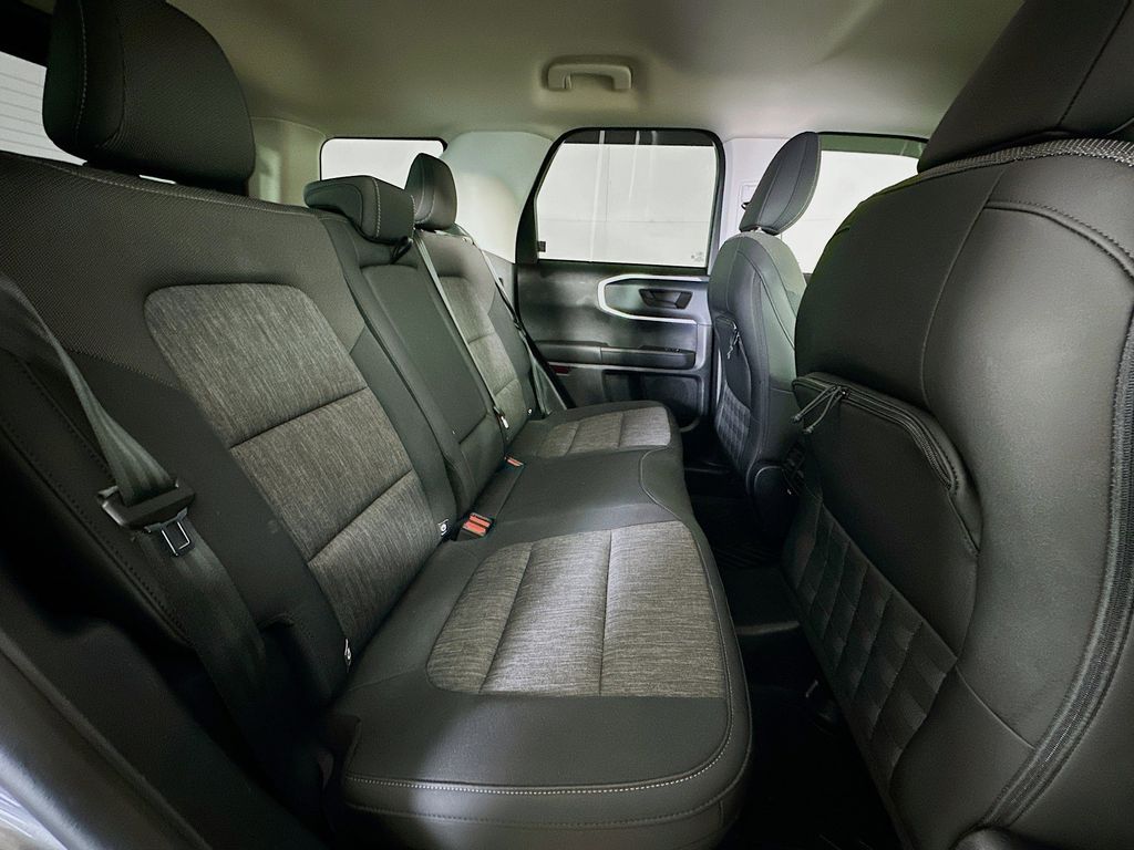 Thumbnail: 2022 Ford Bronco Sport - 31