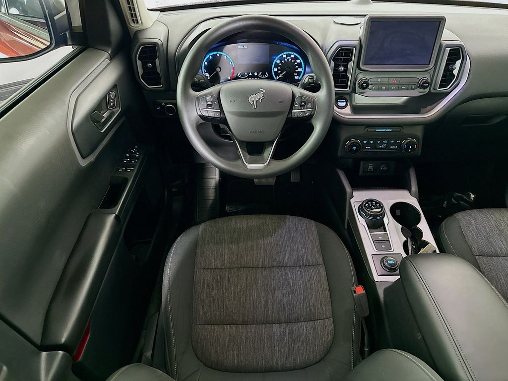 Thumbnail: 2023 Ford Bronco Sport - 9