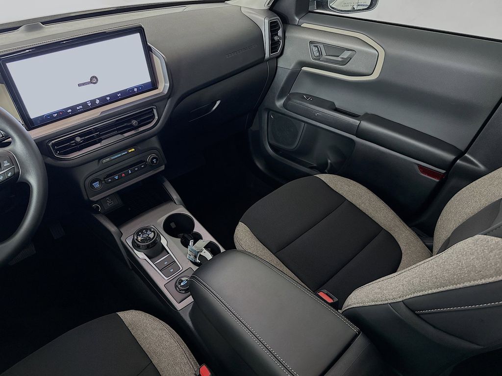 Thumbnail: 2025 Ford Bronco Sport - 13