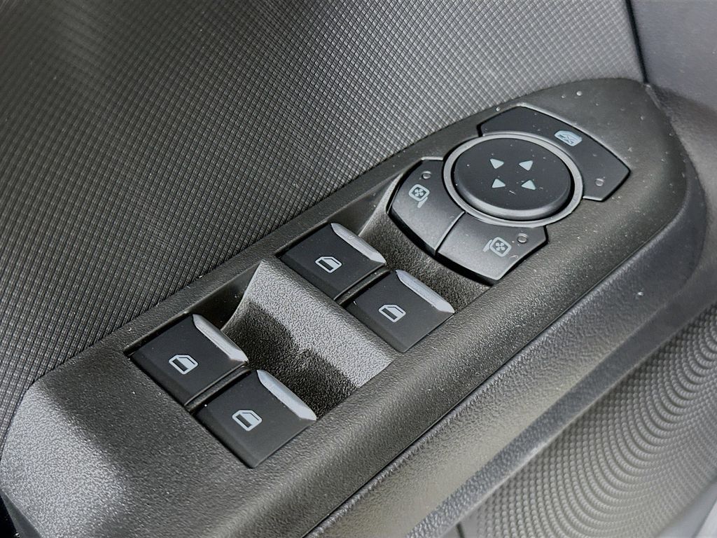 Thumbnail: 2025 Ford Bronco Sport - 28