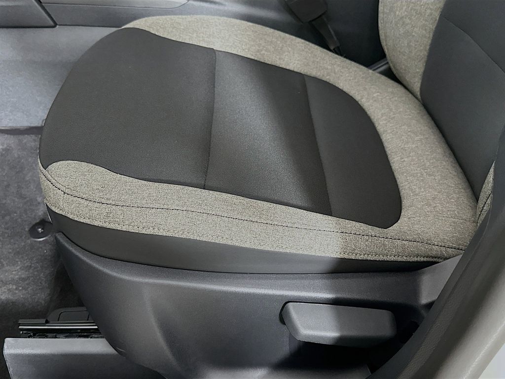 Thumbnail: 2025 Ford Bronco Sport - 29