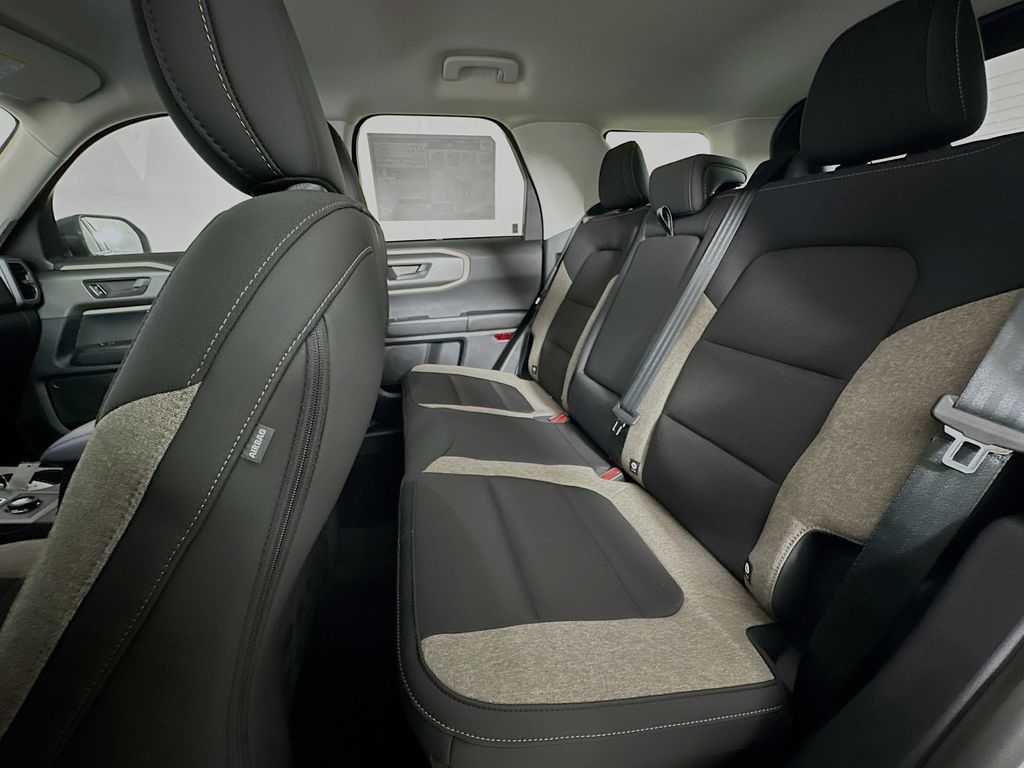 Thumbnail: 2025 Ford Bronco Sport - 12