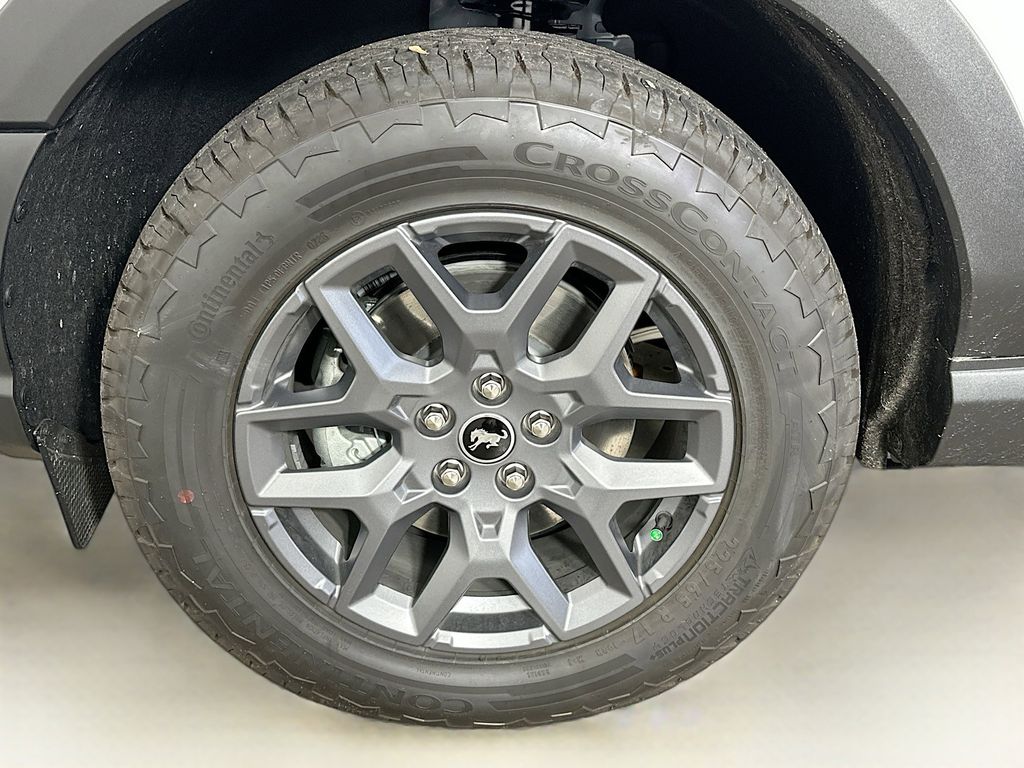 Thumbnail: 2025 Ford Bronco Sport - 7