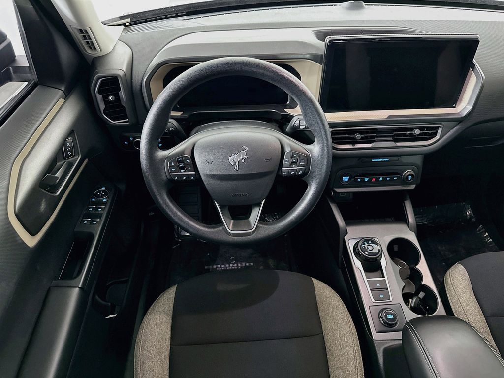 Thumbnail: 2025 Ford Bronco Sport - 9