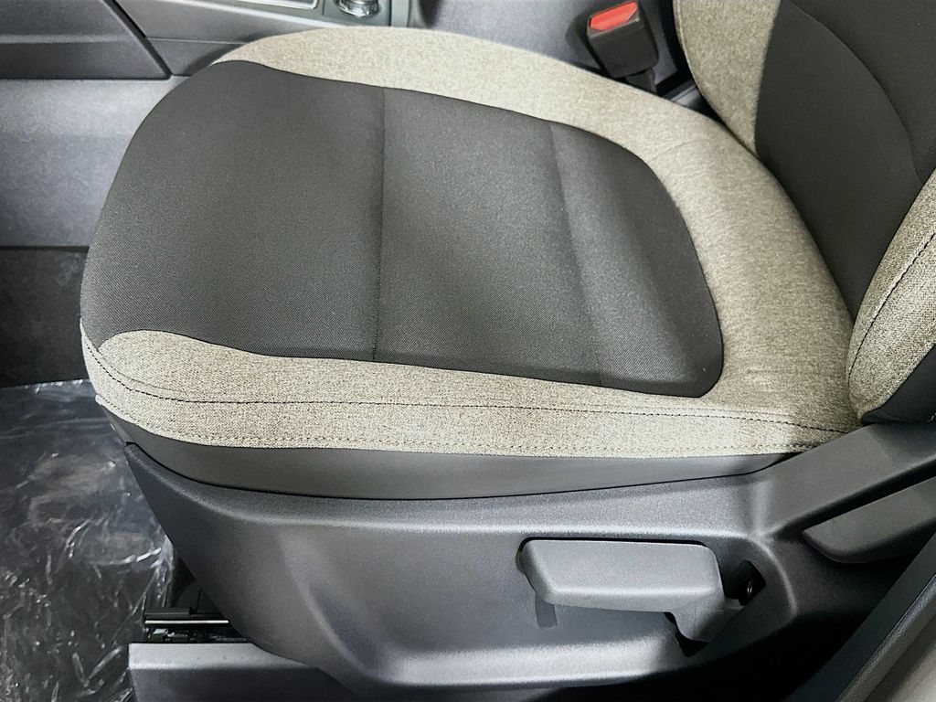 Thumbnail: 2025 Ford Bronco Sport - 29