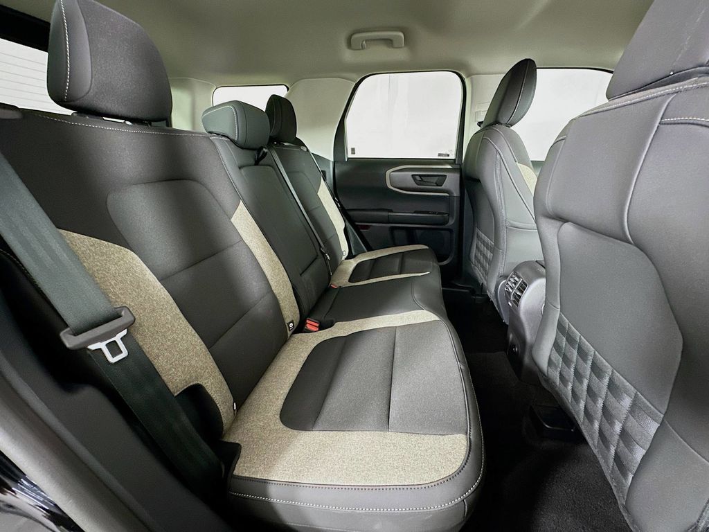 Thumbnail: 2025 Ford Bronco Sport - 30