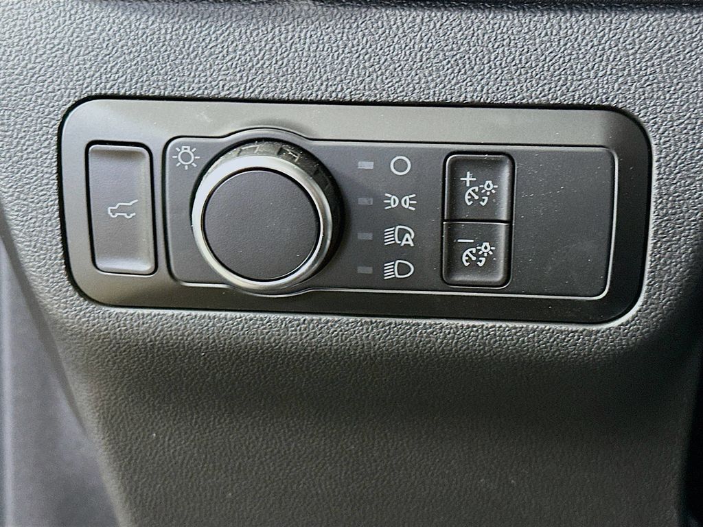 Thumbnail: 2025 Ford Bronco Sport - 26