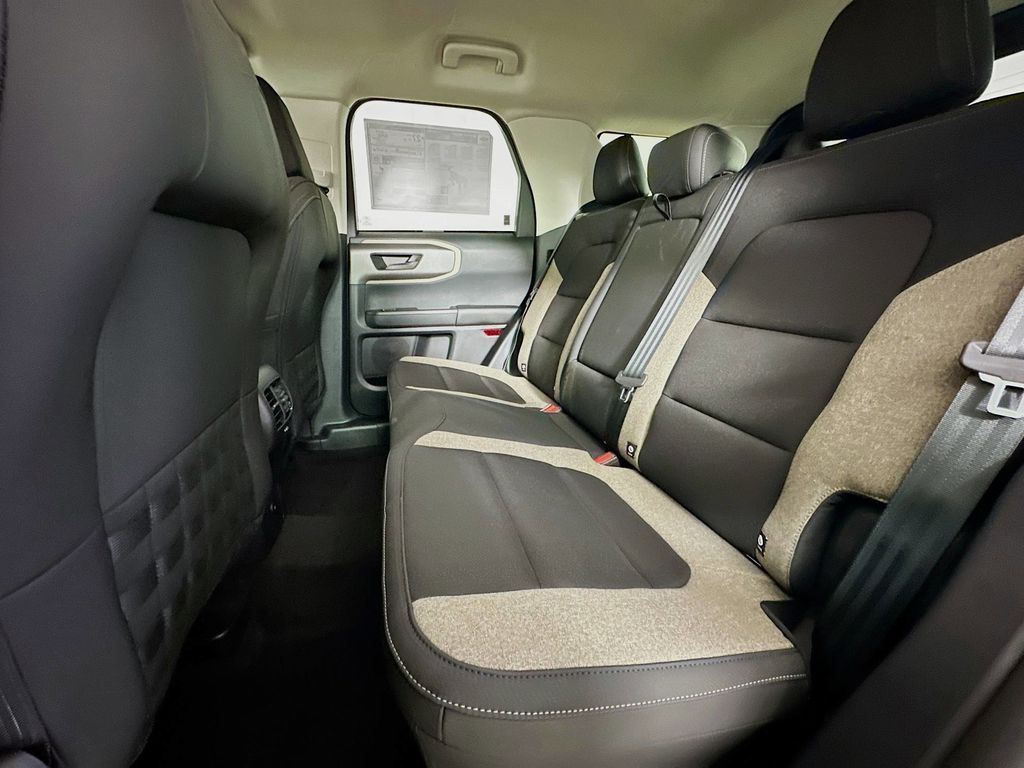 Thumbnail: 2025 Ford Bronco Sport - 13