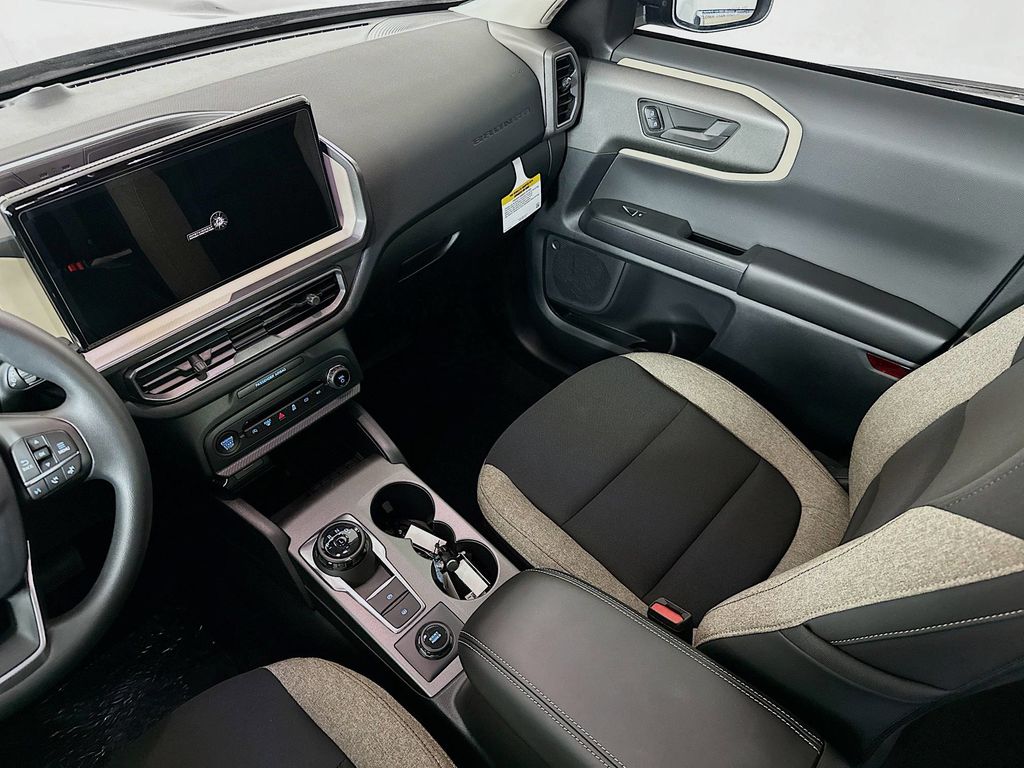 Thumbnail: 2025 Ford Bronco Sport - 14