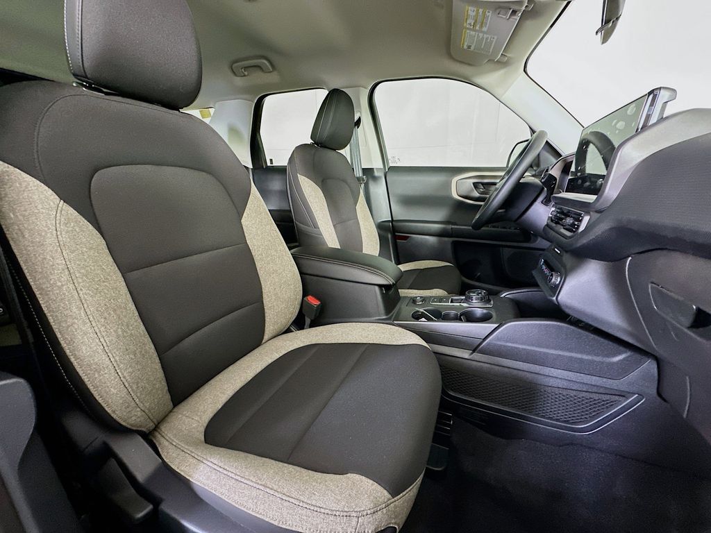 Thumbnail: 2025 Ford Bronco Sport - 12