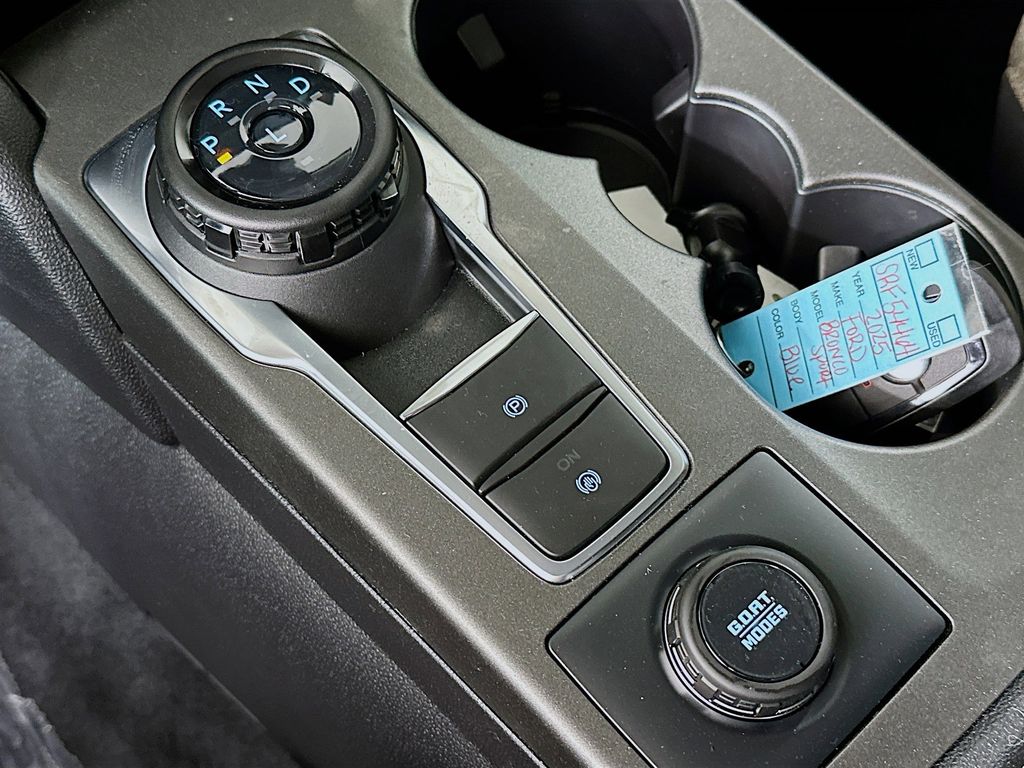 Thumbnail: 2025 Ford Bronco Sport - 17