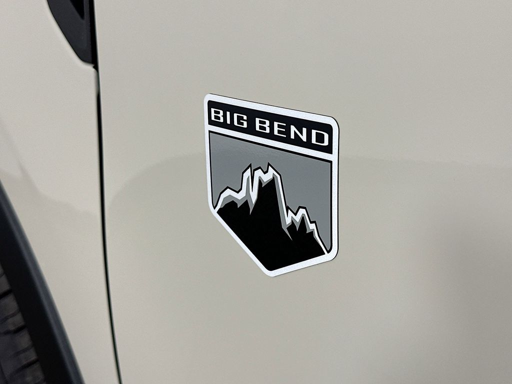 Thumbnail: 2025 Ford Bronco Sport - 7