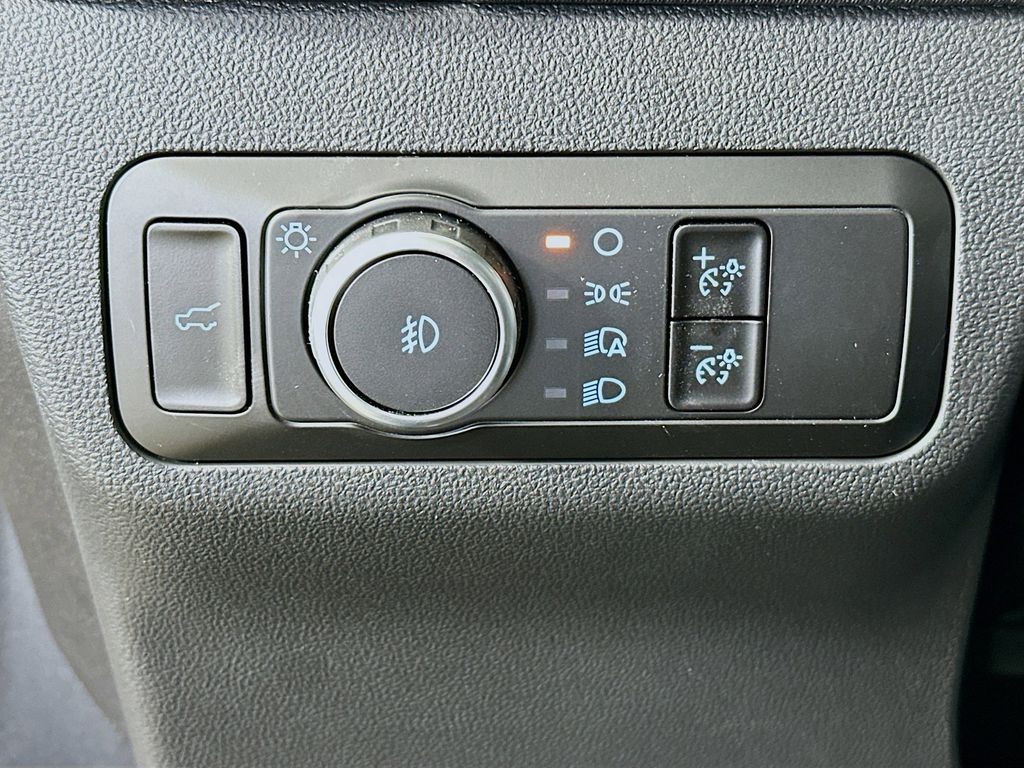 Thumbnail: 2025 Ford Bronco Sport - 25