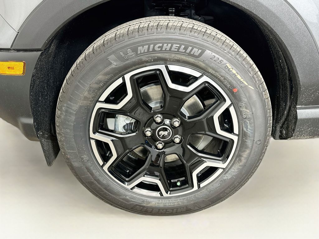 Thumbnail: 2026 Ford Bronco Sport - 7