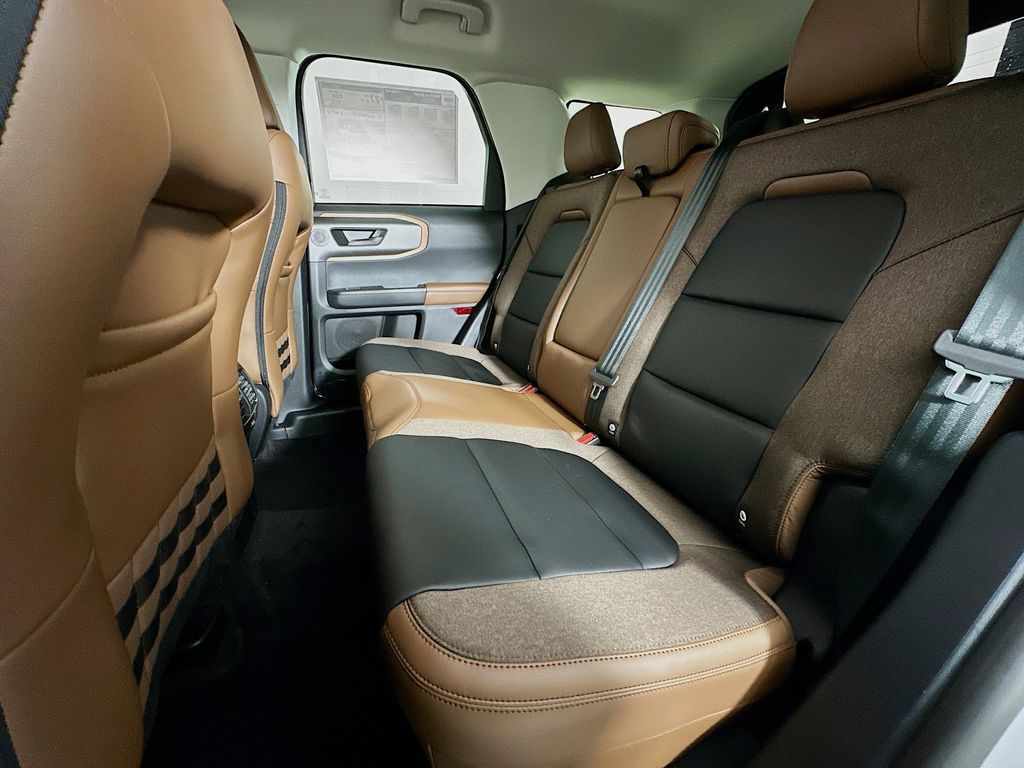 Thumbnail: 2025 Ford Bronco Sport - 11