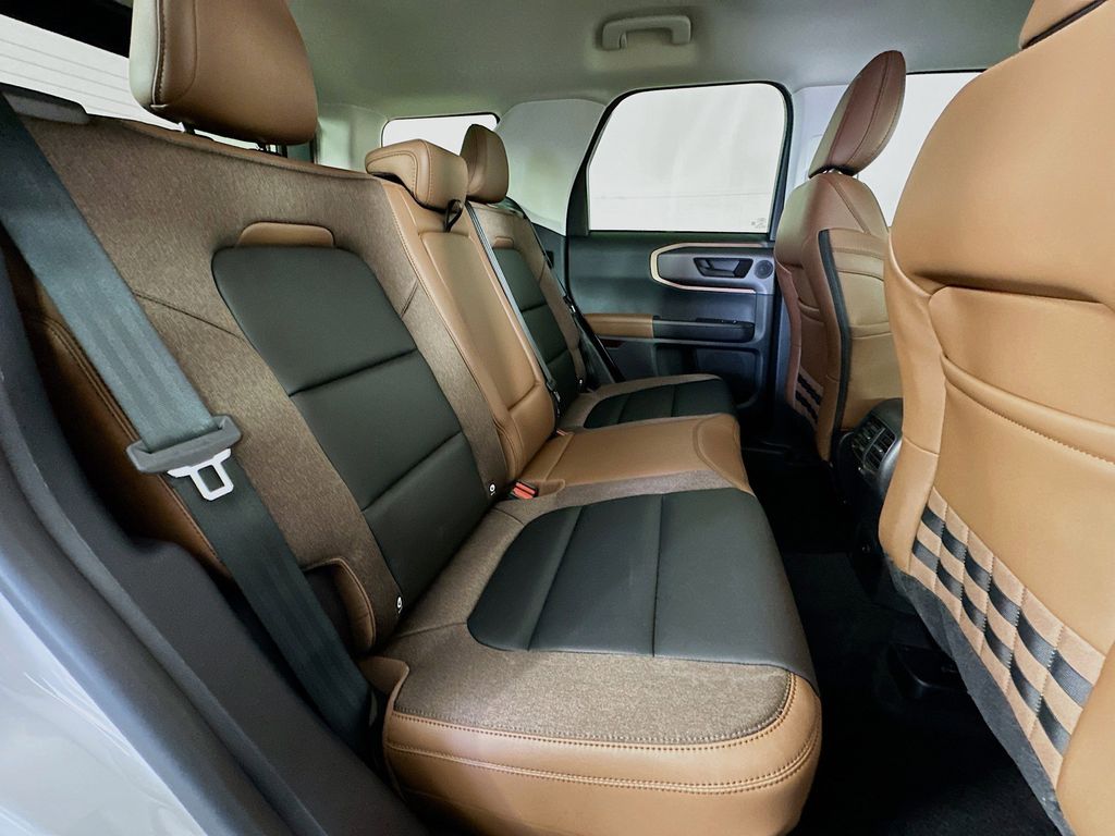 Thumbnail: 2025 Ford Bronco Sport - 31