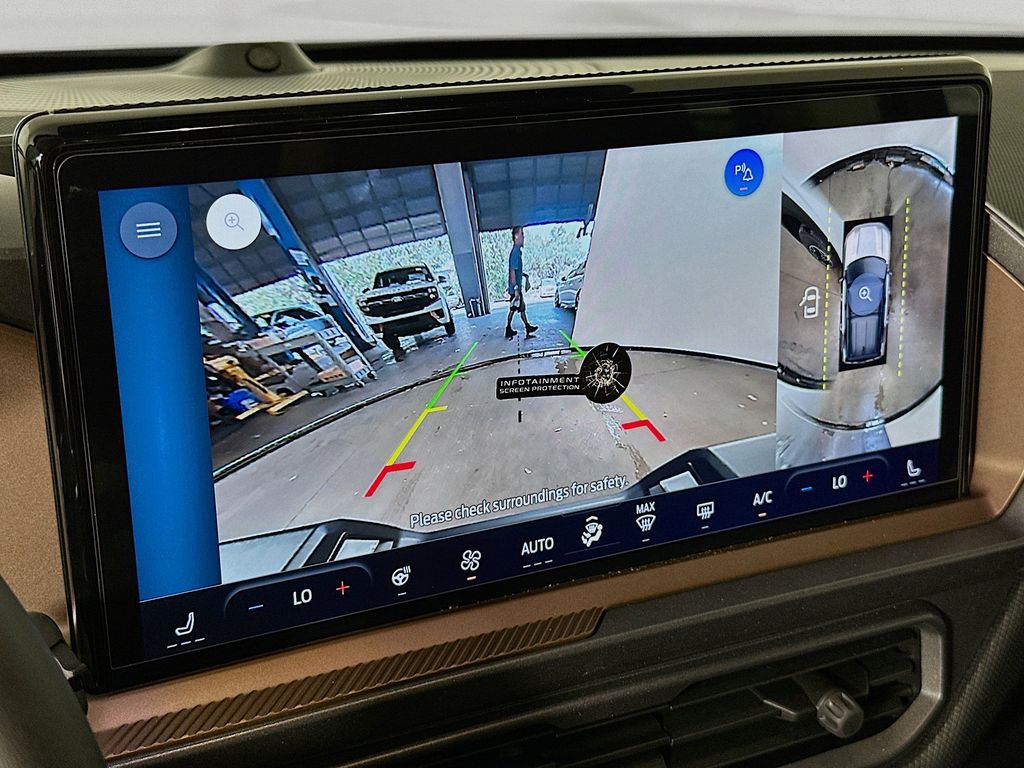 Thumbnail: 2025 Ford Bronco Sport - 27