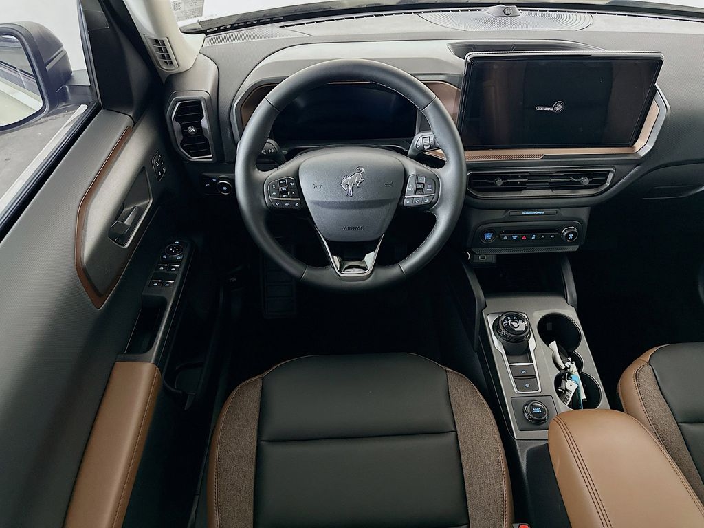 Thumbnail: 2025 Ford Bronco Sport - 9