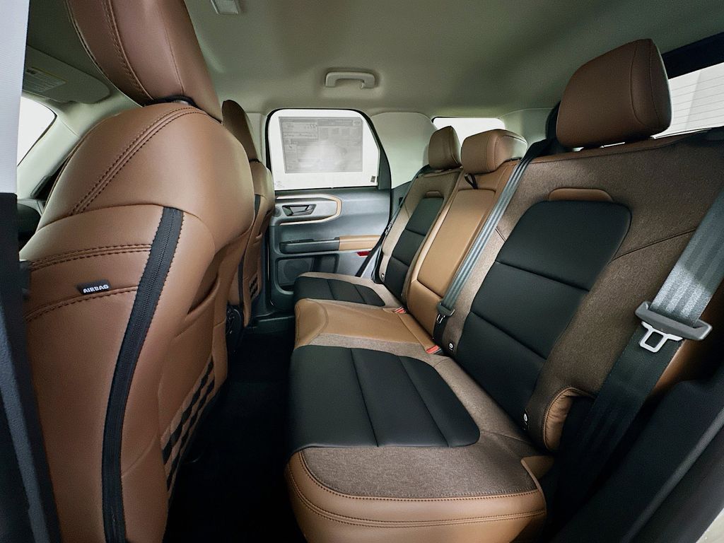 Thumbnail: 2025 Ford Bronco Sport - 12