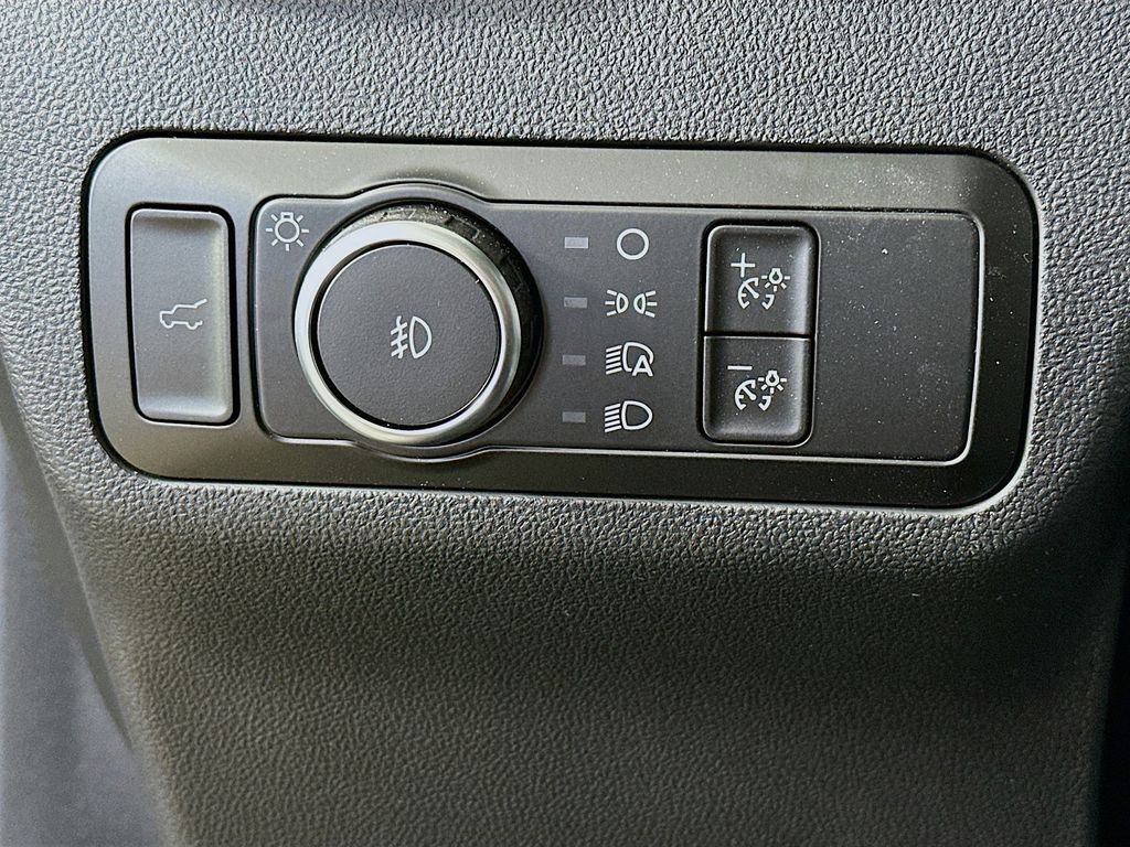 Thumbnail: 2025 Ford Bronco Sport - 26